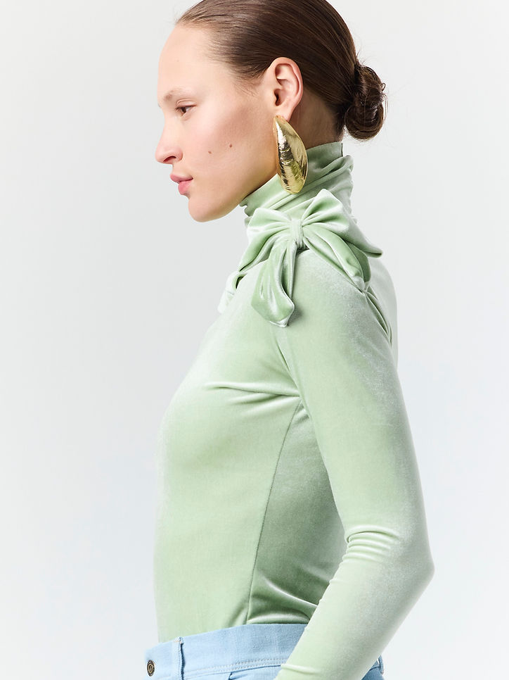 Sweet Bow Velvet Top - Pistachio